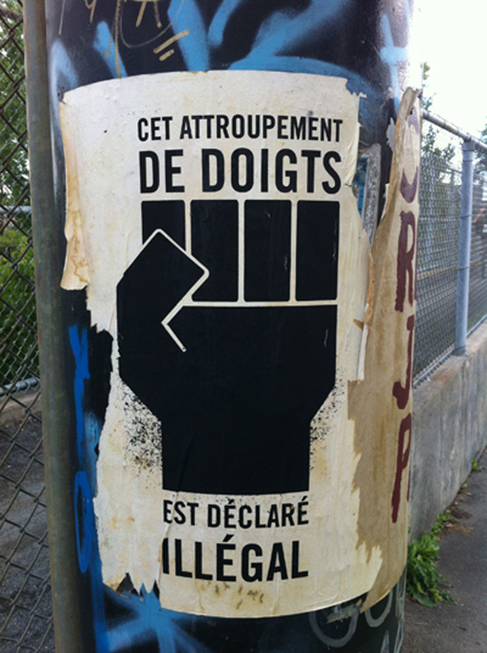 2012-04-30-attroupement-s2